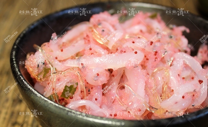 【台北濱江】晶瑩剔透的銀魚配上超有口感的魚卵，視覺味覺都好滿足~櫻花白魚1kg/包