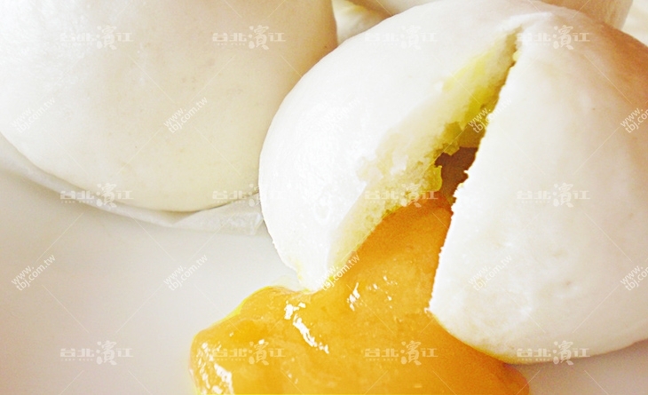 【台北濱江】獨特的鹹香中帶有甜蜜的滋味，總是讓人停不了口-奶黃流沙包 10顆/盒