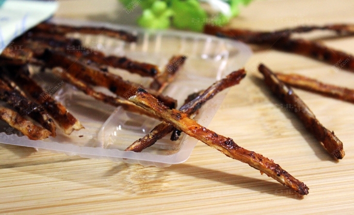 【台北濱江】獨特海膽醬濱江 市場 早餐汁製成的美味魚絲，酥脆鮮美口感一級棒-小島海膽鹿角魚絲21g/包